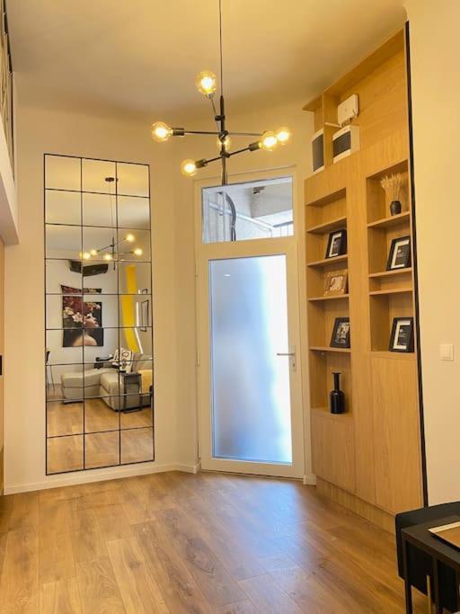Hajos Trendy Mini Loft In The Center Apartment